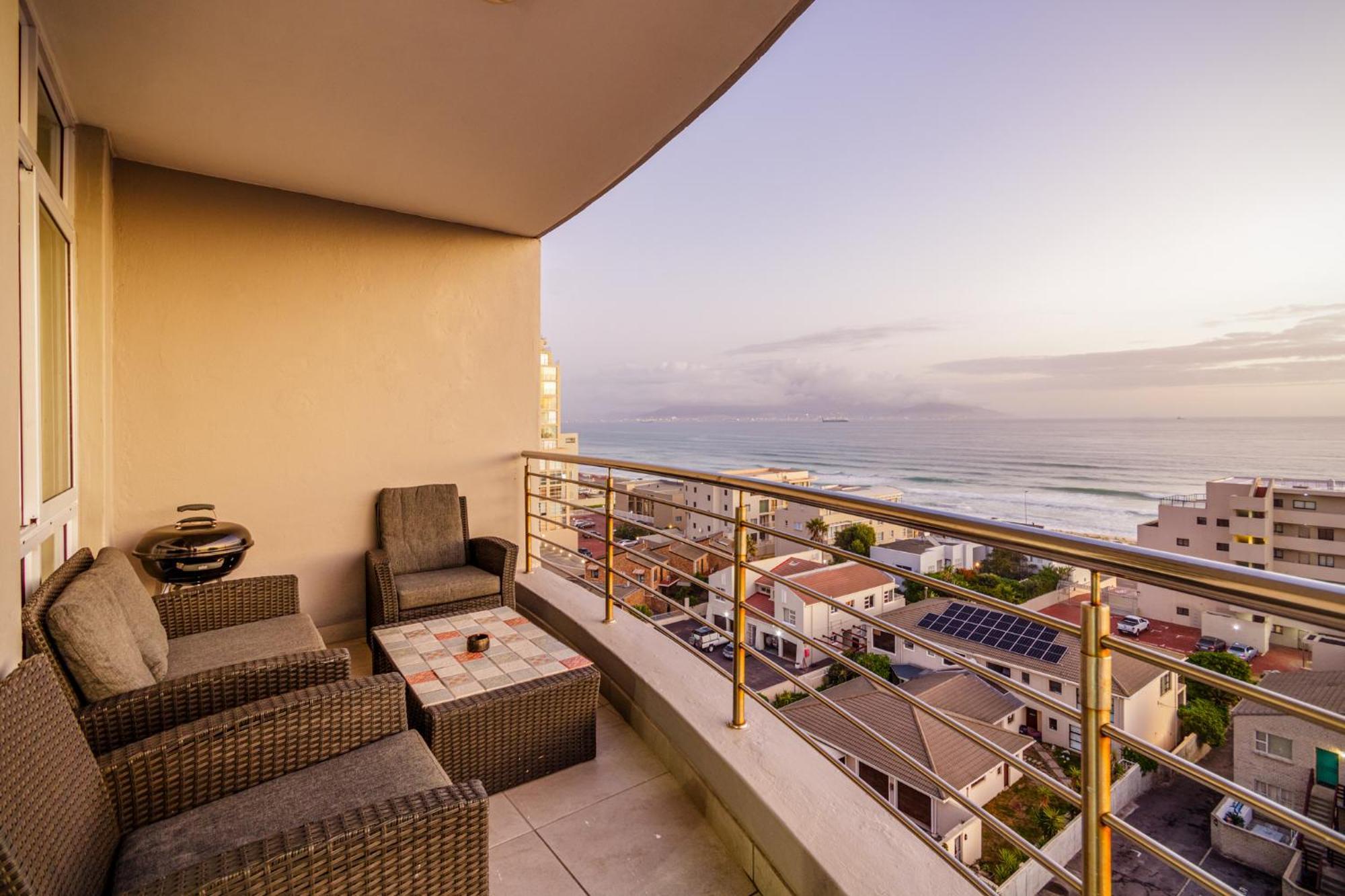 Atlantic Haven Bloubergstrand Exterior foto